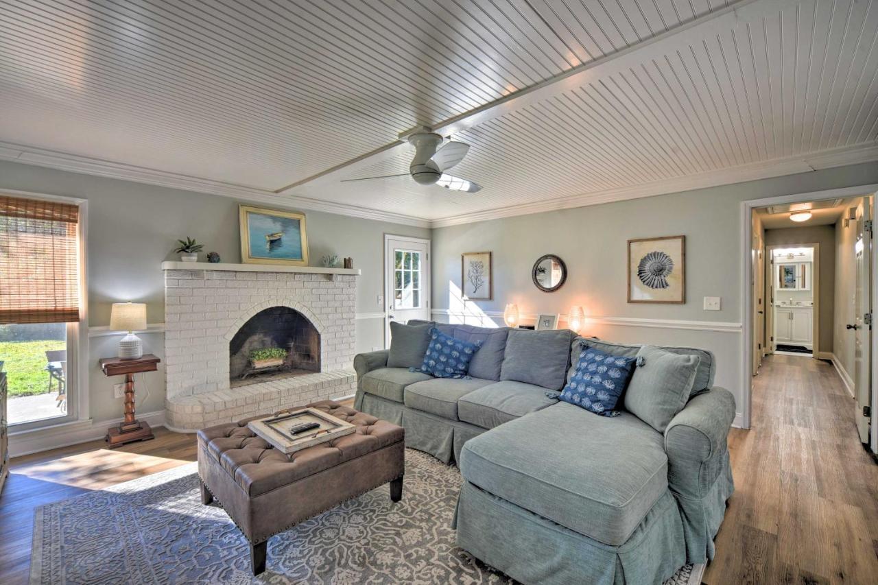 Charming House With Patio, 3 Half Mi To Beach! Charleston Esterno foto