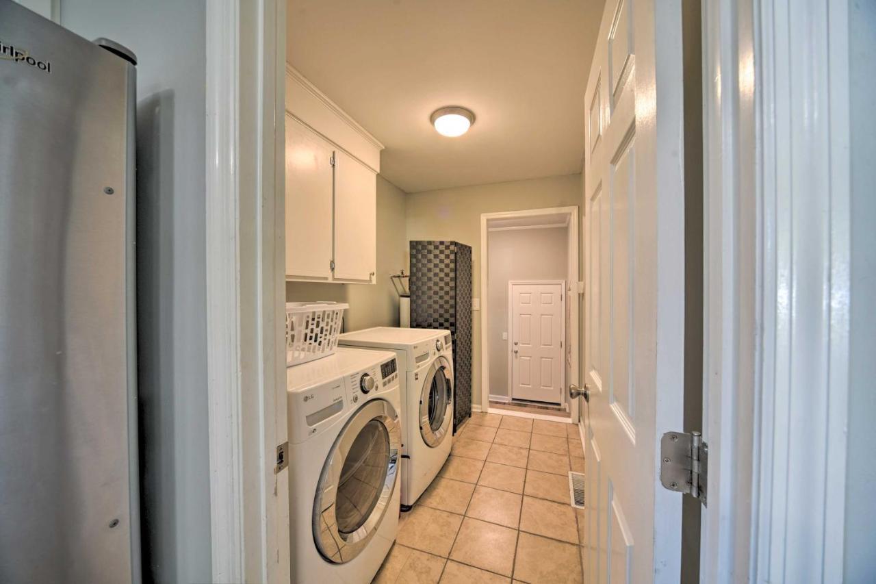 Charming House With Patio, 3 Half Mi To Beach! Charleston Esterno foto