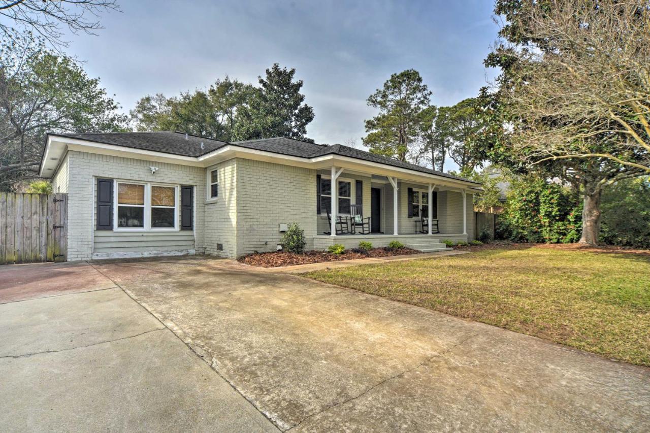 Charming House With Patio, 3 Half Mi To Beach! Charleston Esterno foto